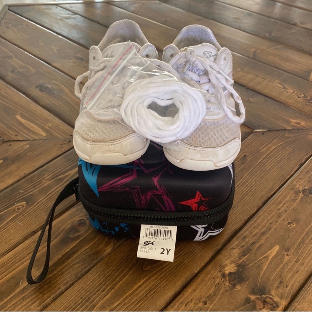 Spotlight Cheer Shoes